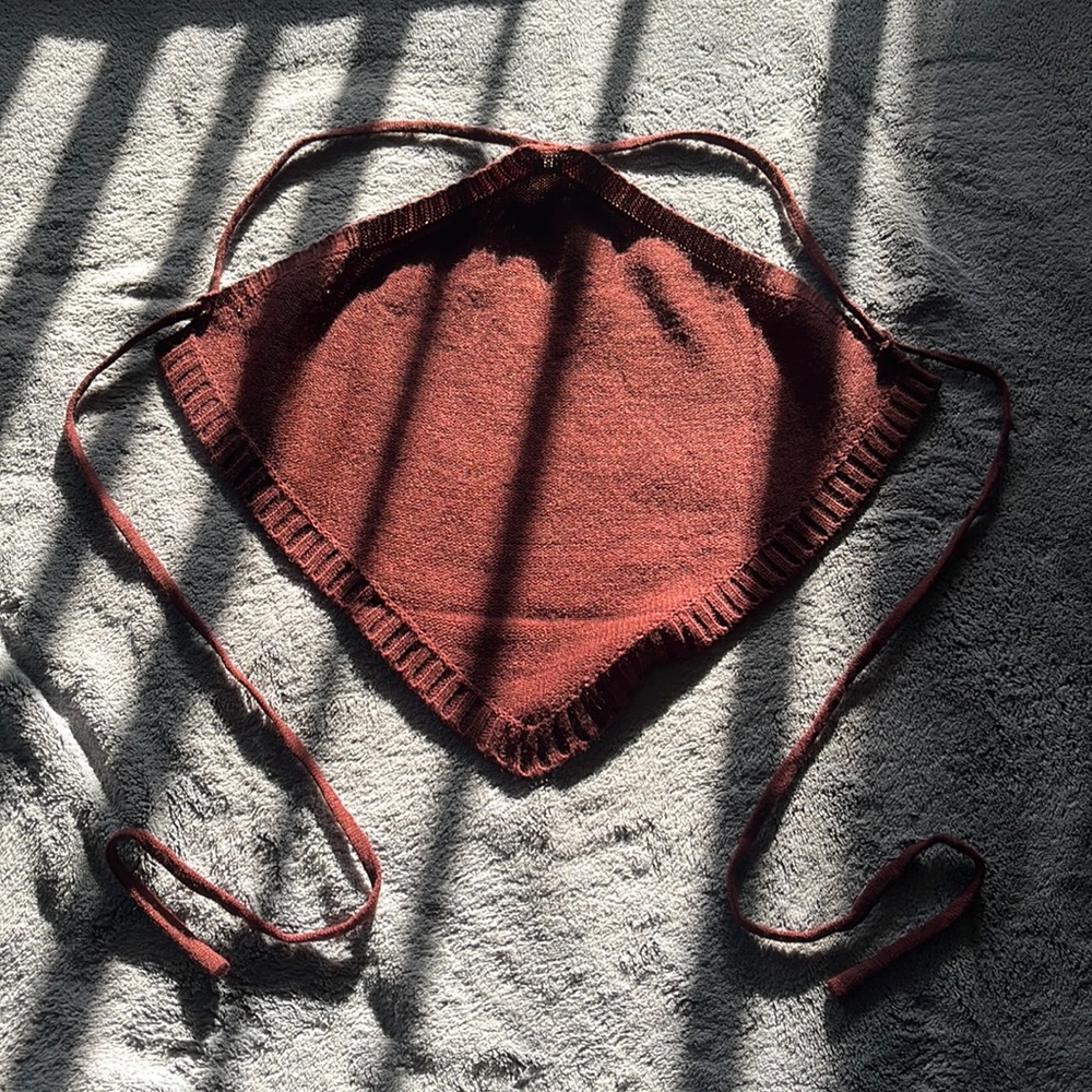 SHEIN Tie Backless Knit Halter Top